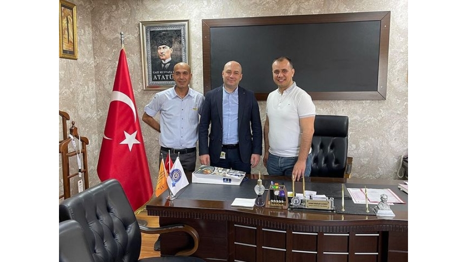 Hayırlı Olsun Ziyaretine Gelen Metro Mağaza Müdürü Sn. Serkan Dalgıç Bey Ve Müşteri Temsilcisimiz